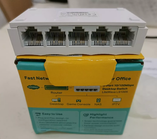 Desktop Switch Hub TP-Link LS1005 5-Port 10/100Mbps