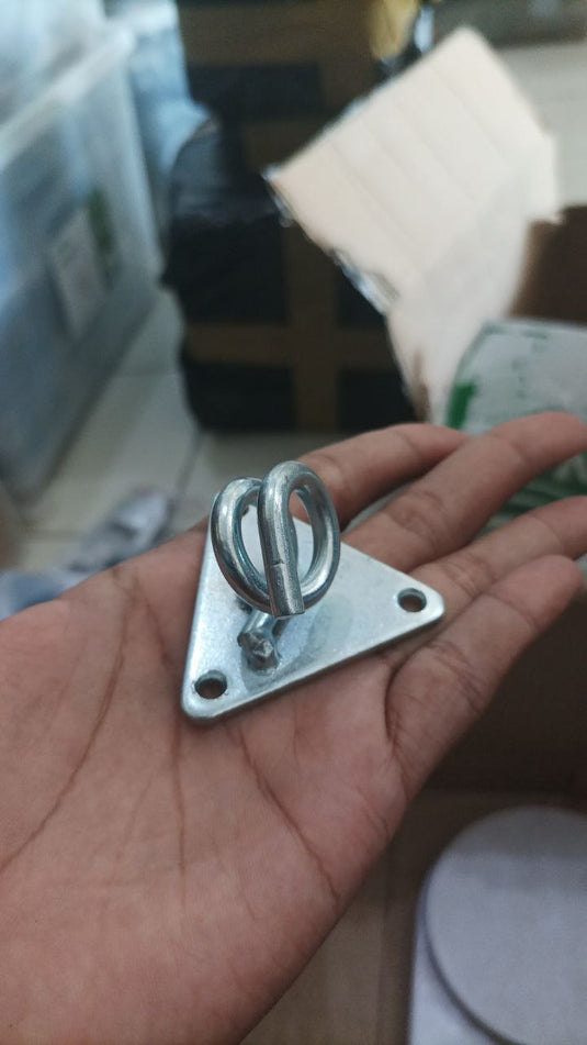 Breket Segi Tiga / Clamp Hook Pengait Drop Kabel Fiber Optik