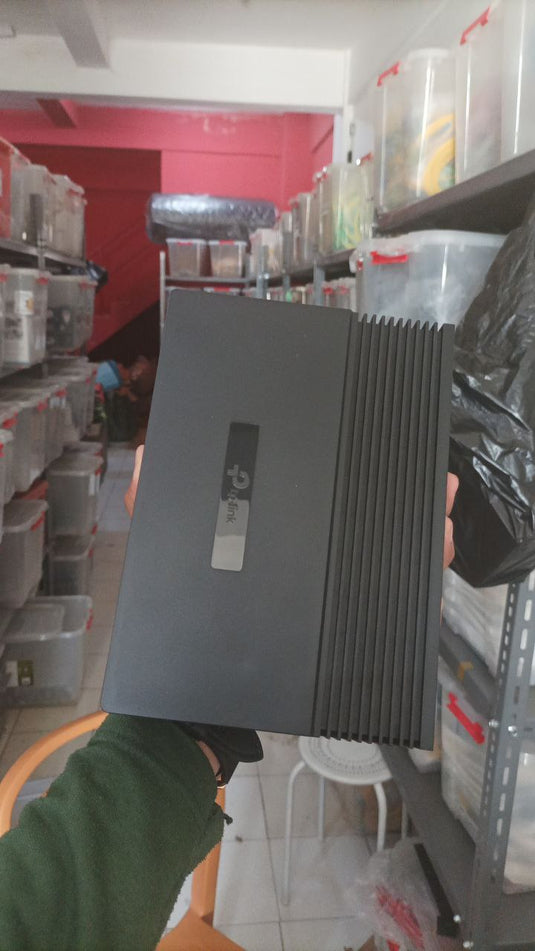 Desktop Switch Hub TP-Link TL-SF1016D 16-Port 10/100Mbps