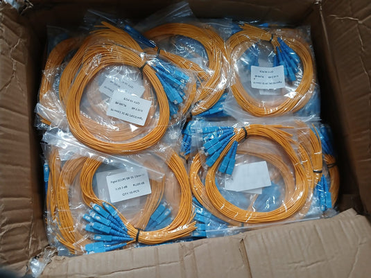 1pack / 10pcs Pigtail 2mm SC UPC / APC Berbagai Ukuran