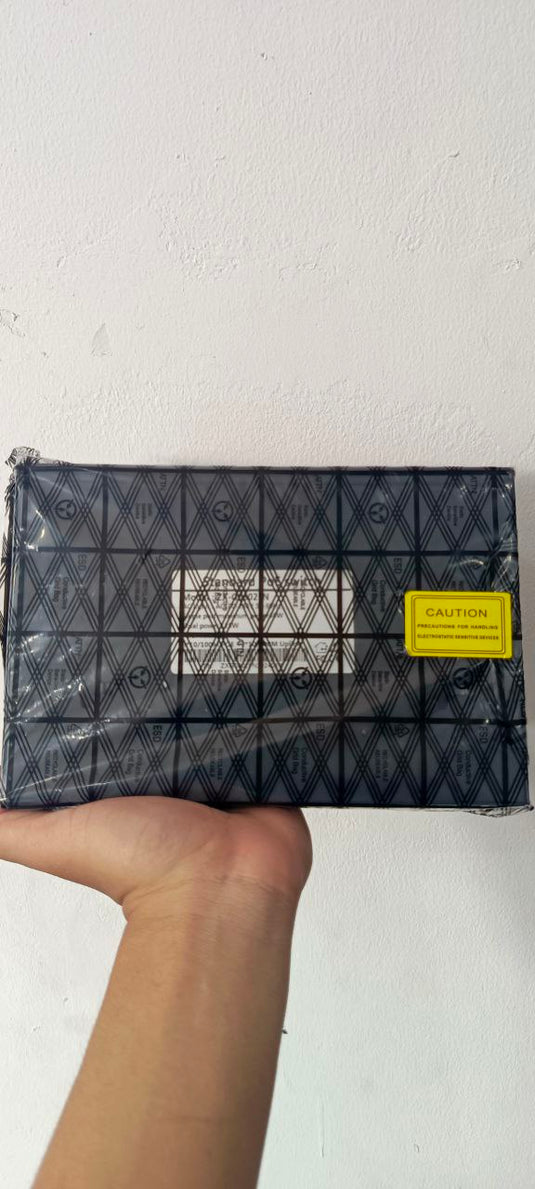 Switch Hub PoE 8 Port + 2 Port Uplink 100 Mbps Full PoE Port