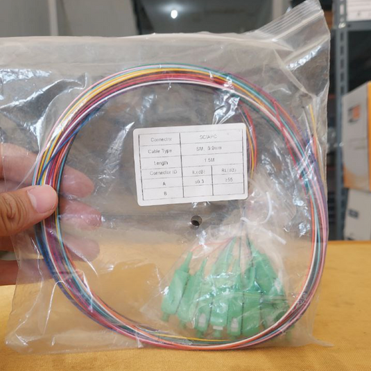 1pack / 12pcs Pigtail Berwarna 0.9mm SC UPC / APC