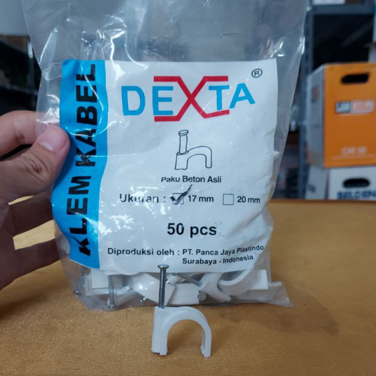 DEXTA Klem Kabel Ukuran 17mm / Klem Pipa 17 mm Paku Beton (isi 50)